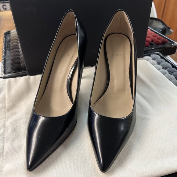 Theory Women's Shoes City Classic Pointy Pumps - Picture 6 of 9